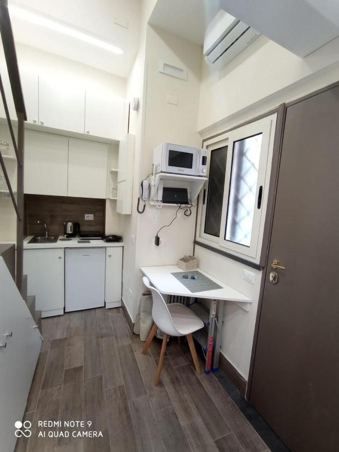 The Small House In Naples Apartment Exterior foto
